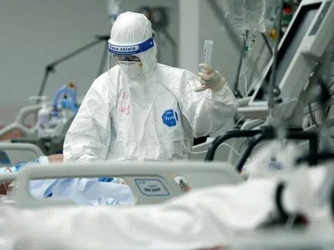 Hà Nội yêu cầu các bệnh viện sẵn sàng 2 tầng điều trị Covid-19