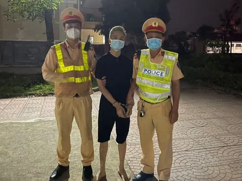 Hình xăm trên cánh tay tố giác nghi phạm giết người ở Hà Nội