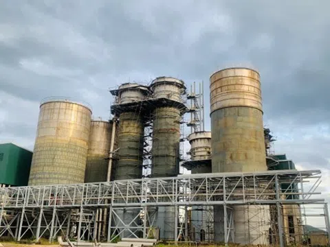 Thực hư việc Nhà máy Bột - Giấy VNT19 thi công đường ống xả thải hướng ra vịnh Việt Thanh?