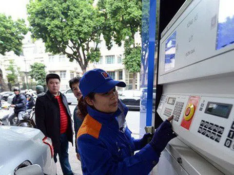 Giá xăng giảm từ 15h chiều nay