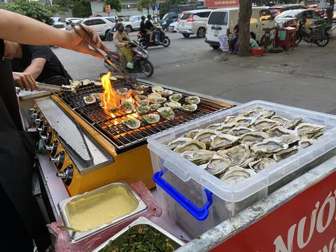 Hải sản quý dâng Vua bán "rẻ bèo", chủ hàng vẫn khoe lãi tiền triệu