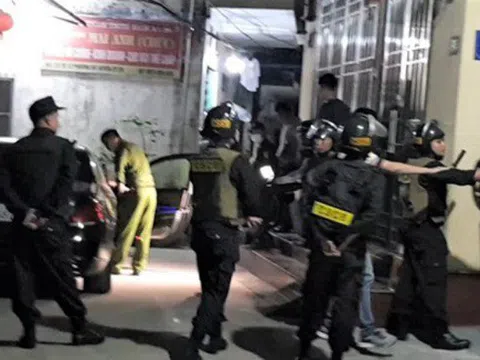 Khởi tố hai “cánh tay đắc lực” của trùm cho vay nặng lãi Chúc “Nhị”