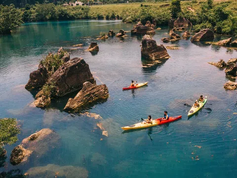 Ngắm 10 địa danh được bạn bè quốc tế bình chọn là thiên đường tại Việt Nam