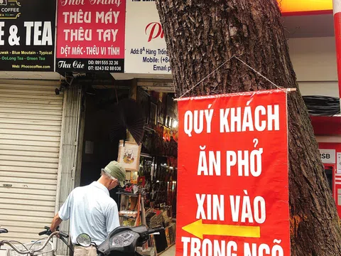 Kì lạ người Hà Nội: Thời "sướng" vẫn thích ăn phở Khổ