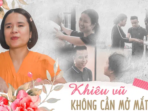 Khiêu vũ không cần mở mắt