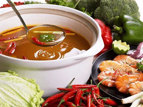 Bí quyết nấu nước dùng ngon, phù hợp với mọi kiểu lẩu