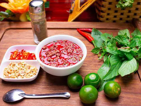 Cảnh báo những món ăn tiềm ẩn ký sinh trùng nguy hiểm cho gan