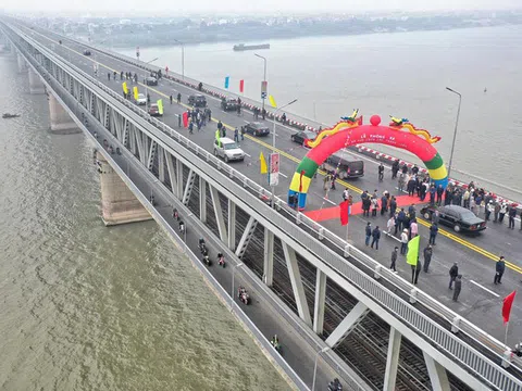 Cầu Thăng Long hoàn thành sửa chữa và thông xe sau 6 tháng dừng hoạt động