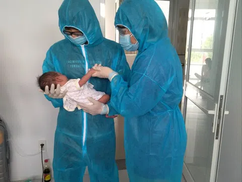 Chuyện làm sạch tiền trong khu cách ly