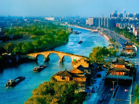 Ngỡ ngàng trước vẻ đẹp của những kênh đào nổi tiếng trên thế giới