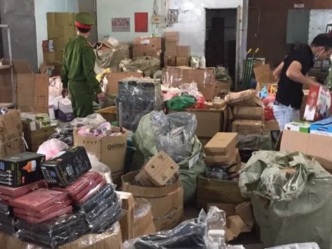 Đà Nẵng phát hiện kho hàng gia dụng nhập lậu