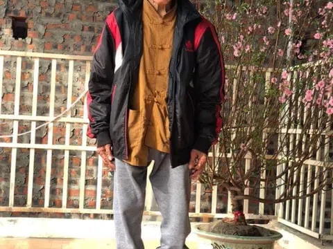 Tứ Kỳ - Hải Dương: Cụ ông 98 tuổi mang hết tiền mừng tuổi của con cháu ủng hộ chương trình phòng chống dịch Covid - 19