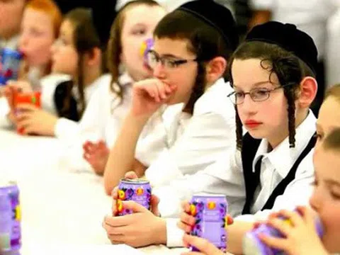 Những thực phẩm người Do Thái thường cho trẻ ăn để thông minh