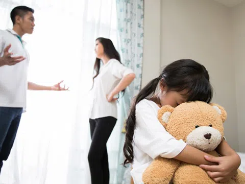 Những ảnh hưởng xấu đến trẻ em khi chứng kiến cha mẹ cãi vã
