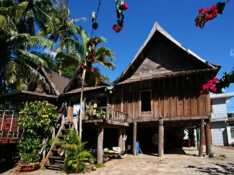 Căn nhà sàn hơn 130 tuổi của vua voi Buôn Đôn