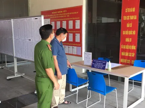 Công an quận Bắc Từ Liêm đã thành lập các đoàn kiểm tra công tác đảm bảo an toàn phòng cháy chữa cháy, an ninh trật tự tại các địa điểm bỏ phiếu trên địa bàn Quận