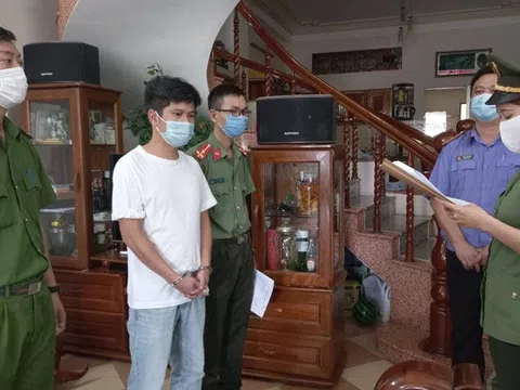 Khởi tố 4 giám đốc giúp chuyên gia rởm nhập cảnh trái phép