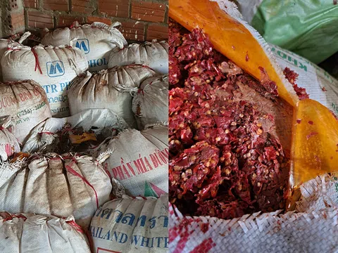 Đà Nẵng: Ngăn chặn 15 tấn tương ớt bẩn sắp tuồn ra các chợ