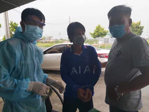 Đồng Tháp: Bắt đối tượng truy nã nhờ người dân phát hiện