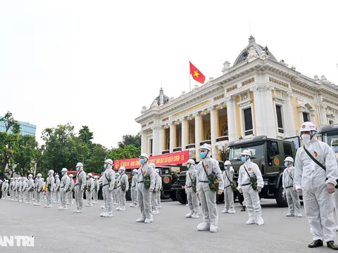 Nhìn lại hơn 20 ngày Hà Nội đối đầu với sóng dịch "Delta" (