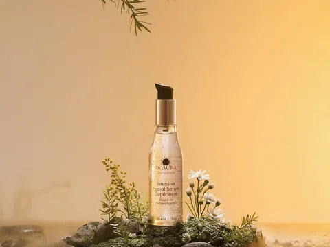 Những nguyên tố kỳ diệu trong bùn khoáng Biển Chết giúp chị em làm đẹp