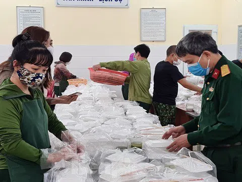 Cảm động những bức thư gửi từ khu cách ly: Cảm ơn chú bộ đội!