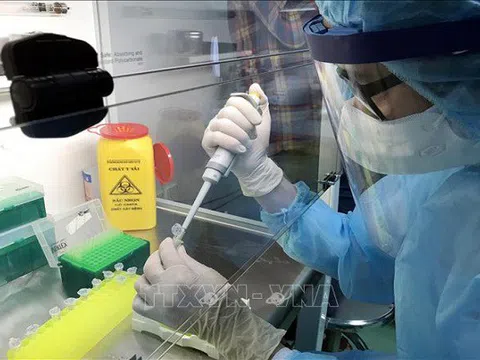 Ban chỉ đạo Quốc gia phòng chống dịch COVID-19: Xét nghiệm, cách ly ngay người đến khám có biểu hiện nghi ngờ