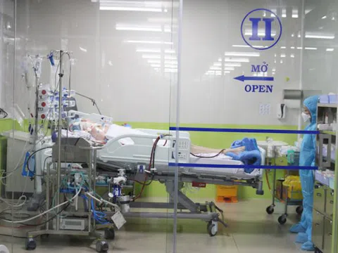 Bệnh viện Chợ Rẫy huy động toàn lực cứu chữa bệnh nhân 91 phi công Anh