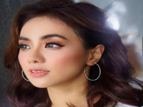 Miko Lan Trinh 'muốn gục ngã' vì vóc dáng tuổi 30