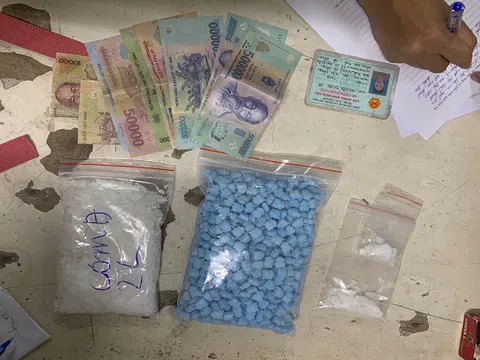 Mang gần 1.000 viên thuốc lắc từ TP HCM về Đà Nẵng thì bị bắt