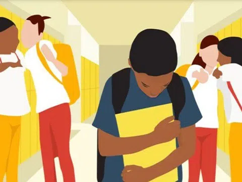 9 cách bố mẹ giúp con đối phó khi bị bắt nạt ở trường học