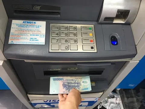 Chiếm đoạt gần 48 triệu đồng từ cây ATM ngân hàng, người phụ nữ sẽ bị xử lý ra sao?
