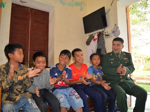 Khi những đứa trẻ làm “Con nuôi Đồn Biên phòng” nơi vùng cao biên giới