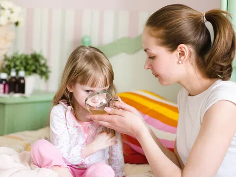 8 loại trà thảo mộc tốt cho sức khỏe trẻ nhỏ