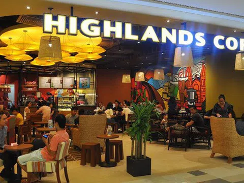 Chuỗi thương hiệu ăn uống trên địa bàn Tp.HCM đồng loạt chỉ bán mang đi hoặc giao hàng trước quy định chống COVID-19 mới