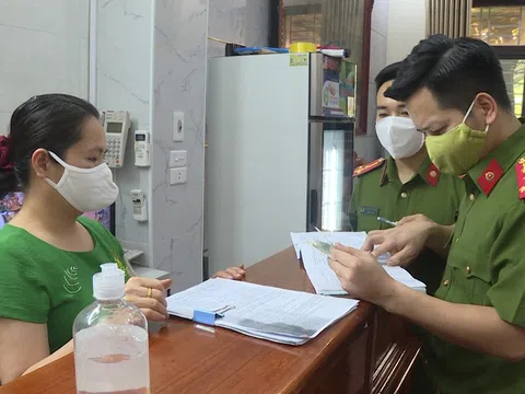 “Đi từng ngõ, gõ từng nhà, rà từng người” ngăn ngừa dịch Covid-19