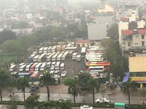 Phường Hoàng Văn Thụ (Hoàng Mai): Bãi xe quy mô lớn ngang nhiên hoạt động không phép?