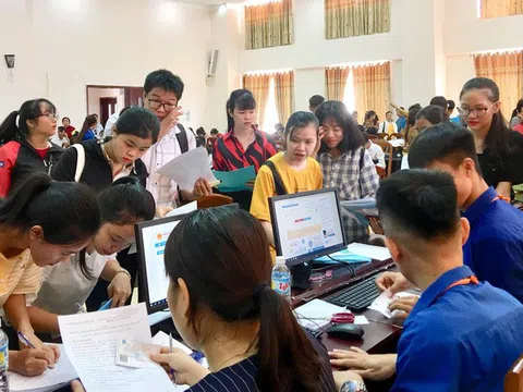 Nhiều trường đại học giảm học phí cho sinh viên mùa dịch Covid-19