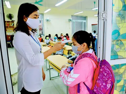 Bộ Y tế khuyến cáo những việc cần làm khi trẻ sốt, ho, khó thở ở trường học