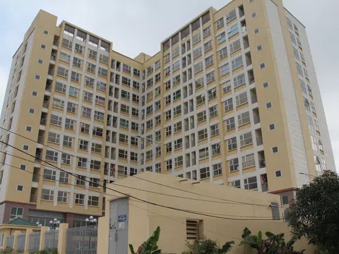 Ồn ào về việc chậm trễ trong trả nhà công vụ: Danh dự, liêm sỉ và lòng tự trọng