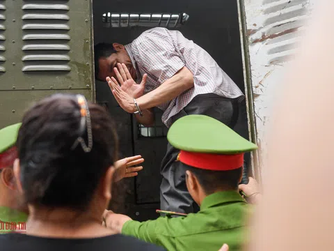 Dư âm bê bối gian lận thi THPT Quốc gia chưa dứt: Vì sao bộ GD&ĐT "loay hoay" trong xử lý cán bộ liên đới?