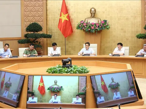 Tiếp tục thực hiện nghiêm phương án cách ly chuyên gia nước ngoài vào Việt Nam​