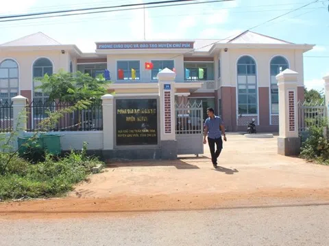 3 cán bộ giáo dục ăn chặn hơn 2,8 tỉ tiền ăn của học sinh