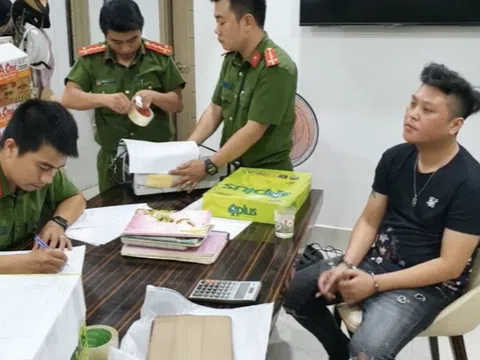 Trùm cá độ Đà thành lộ sáng vì cách chơi "tiêu tiền cả quyển"