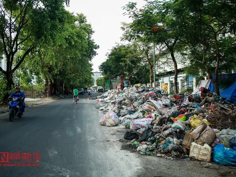 Hà Nội: Rác vẫn bủa vây nội đô sau 4 ngày mở cửa bãi Nam Sơn