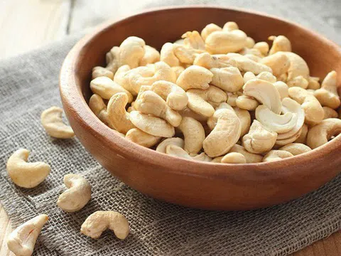 Các bà nội trợ nên cảnh giác với hạt điều siêu rẻ tràn lan trên mạng xã hội