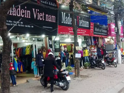 Sự thật về các sản phẩm hàng hiệu "xuất dư" đánh lừa người tiêu dùng