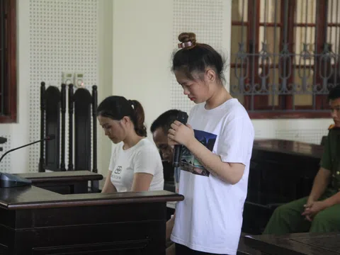 Nhói lòng lời khai của nữ bị cáo 17 tuổi và lời nhắn nhủ của người cha tại phiên tòa