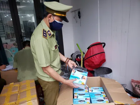 Đà Nẵng: Thêm một vụ mua bán 22.500 khẩu trang không hóa đơn chứng từ