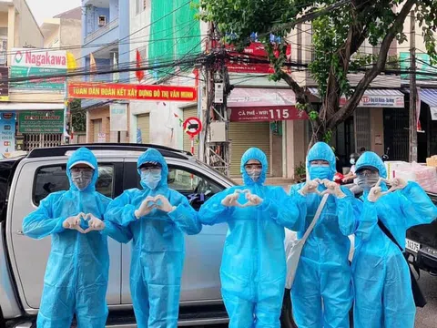 Trải lòng của người chồng có vợ là điều dưỡng mang bầu 4 tháng đang trong tâm dịch Đà Nẵng